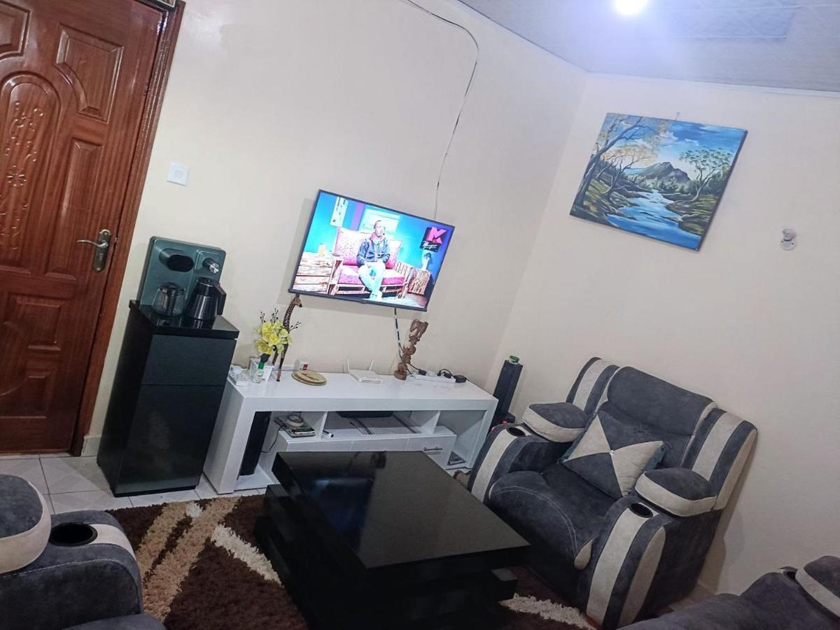 Hotel @Princess Dee Meru Esterno foto